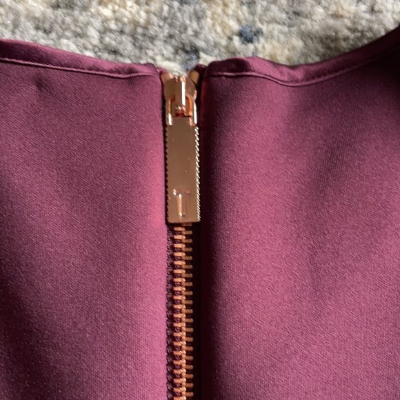 Ted Baker plum dress with embroidery - Picture 6 of 6